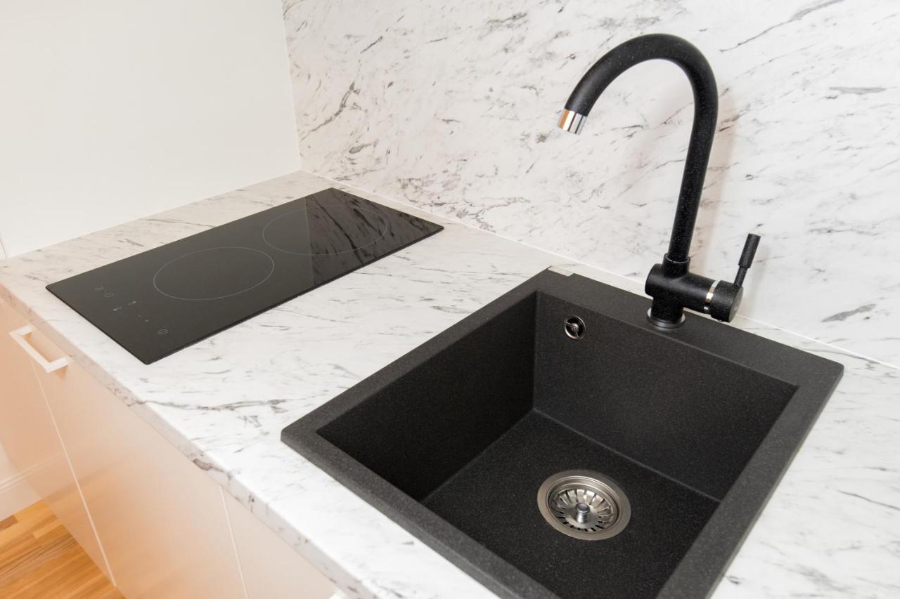 ריגה Theatre Apartments Lacplesa מראה חיצוני תמונה
